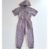 Kép 1/2 - 122-es világos padlizsán színű kapucnis Zara kislány farmer overall – 7 év