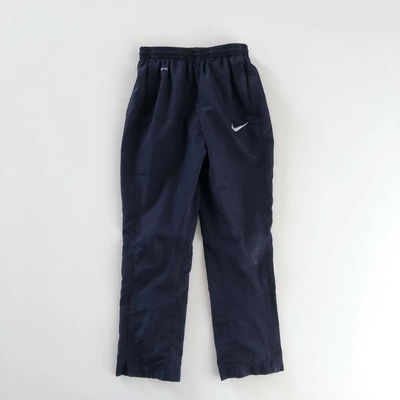 128 Nike melegítő nadrág