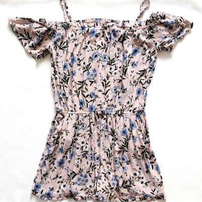 15 év Next kreppelt virágos playsuit 166