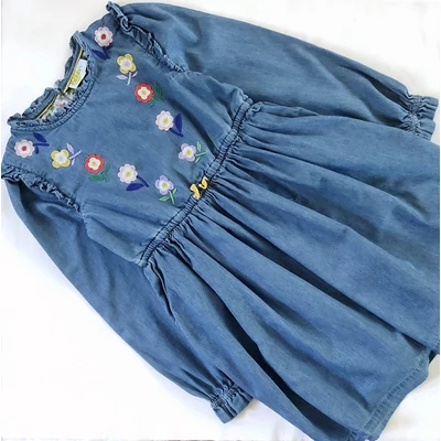 152 Mini Boden hímzett farmer ruha