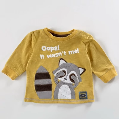 68-as okker kukucskálós mosómedvés pamut hosszú ujjú kisfiú felső – 3-6 hó 68-as okker kukucskálós mosómedvés pamut hosszú ujjú kisfiú felső – 3-6 hó