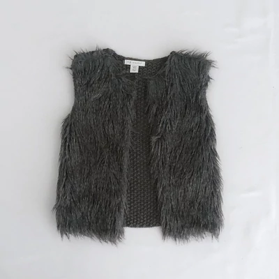 98 Szőrmés mellény