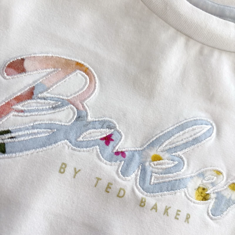 104-es Ted Baker virágmintás kislány pamut póló – 3-4 év