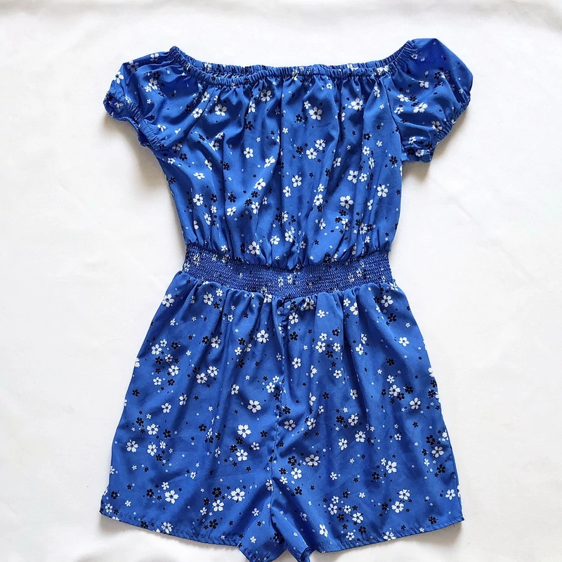 12 év Virágos playsuit 152