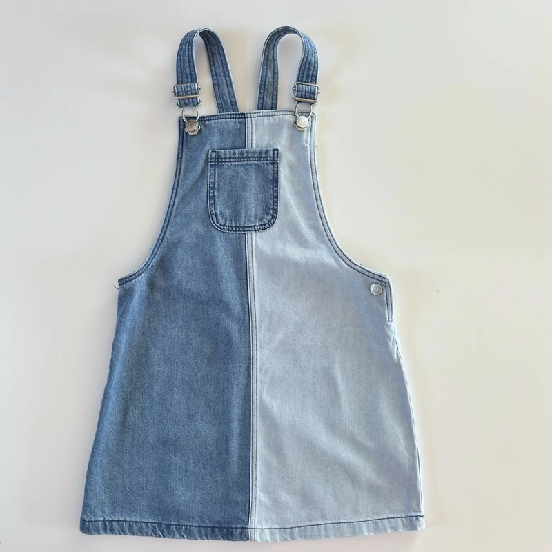 122-es puha kantáros farmer ruha kislányoknak – F&amp;F, 6-7 év