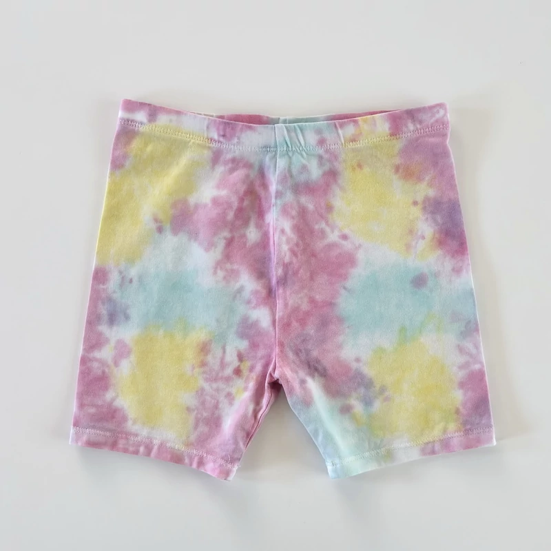Next batikolt kislány biciklis short 128-as méretben