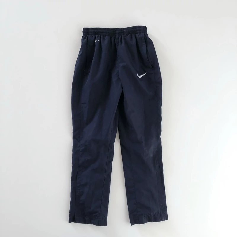 128 Nike melegítő nadrág