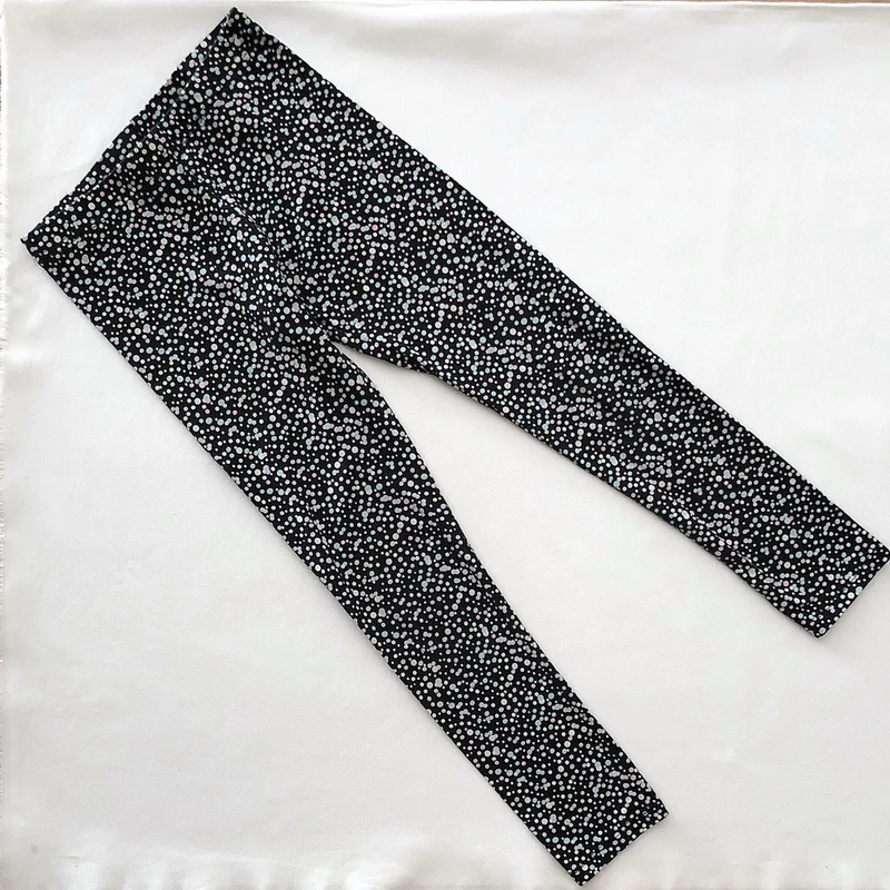 134 Pöttyös pamut leggings