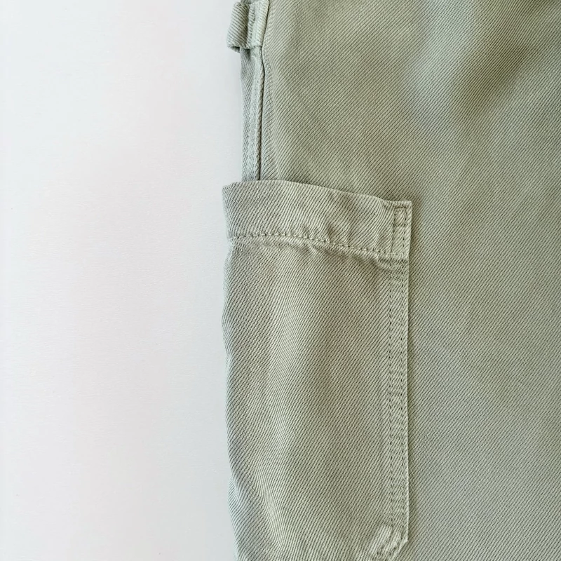 140-es Next khaki TENCEL™ cargo lány nadrág – hibátlan állapotban