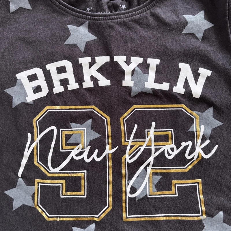 140-es Primark sötétszürke BRKLYN New York pamut póló kislánynak