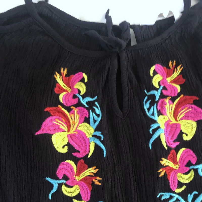 11 év Fekete hímzett playsuit 146