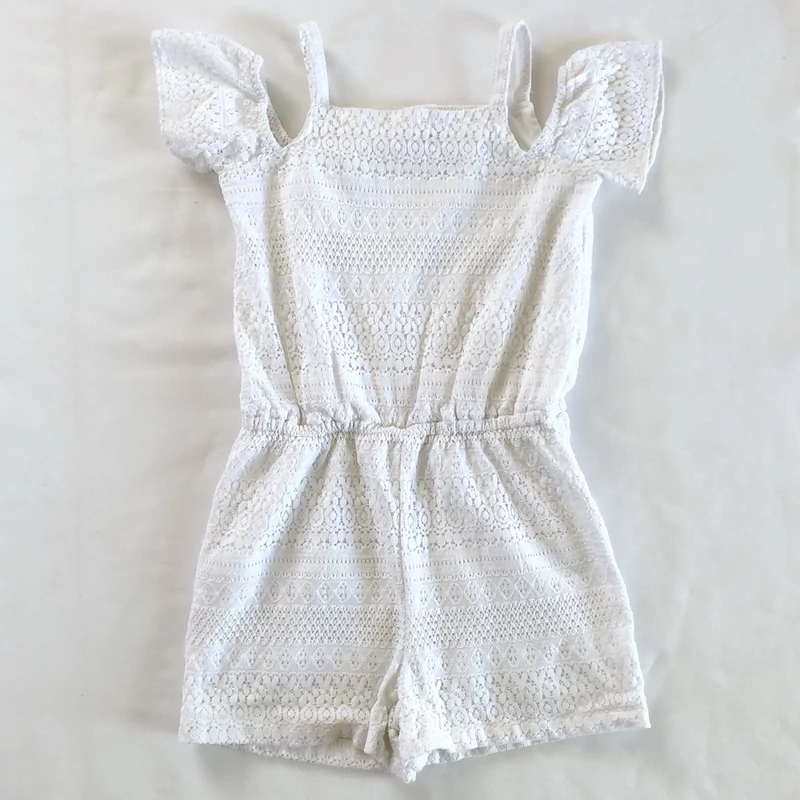 164 Alkalmi fehér csipke playsuit