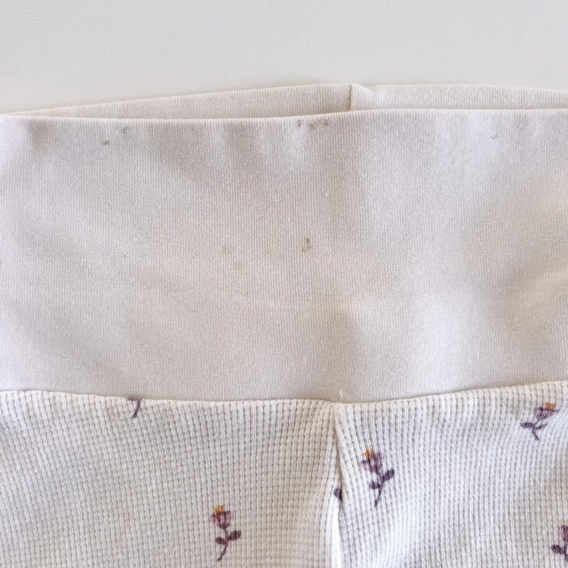 Next virágos pamut leggings, használt gyerekruha, 104-es méret