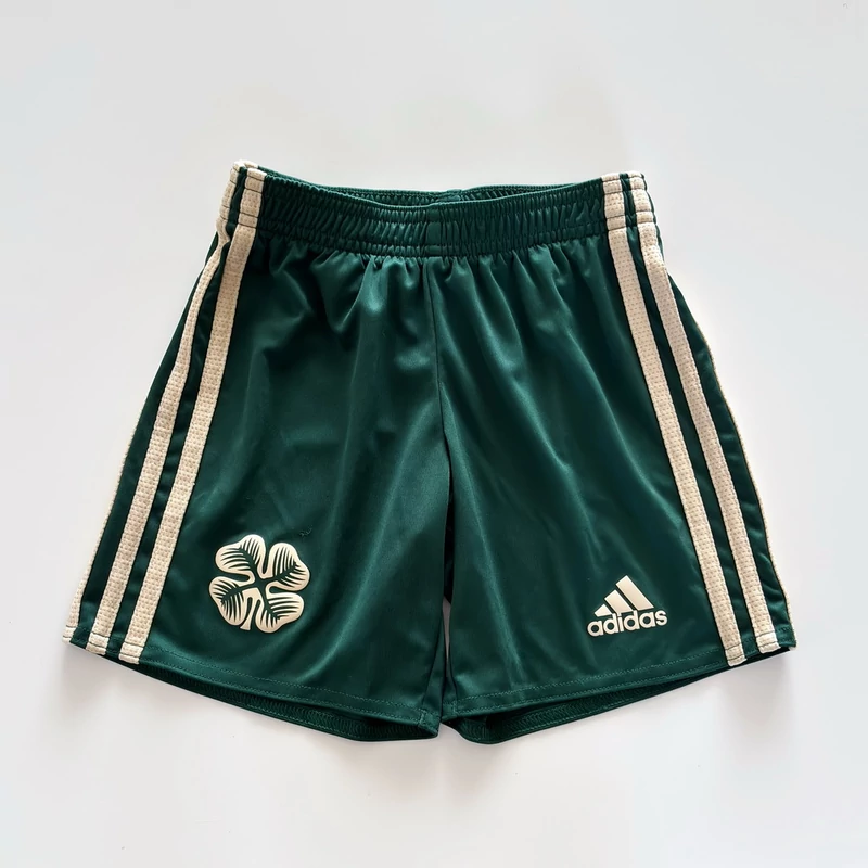 Adidas Celtic FC sötétzöld rövidnadrág 4-5 éves kisfiúknak, 110-es méret