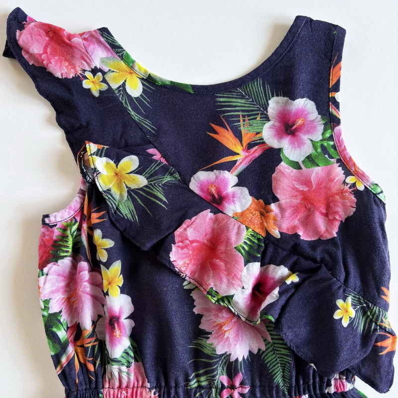 Virágmintás fodros nyári viszkóz playsuit kislánynak – Lipsy, 116
