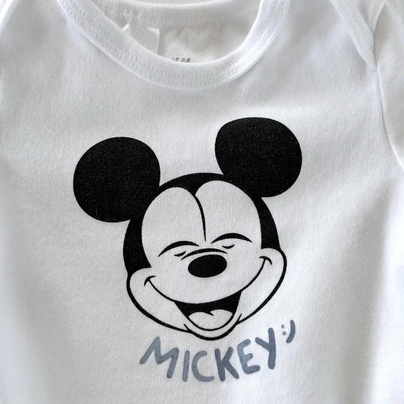 62-es Mickey Mouse pamut kisfiú body – H&amp;M