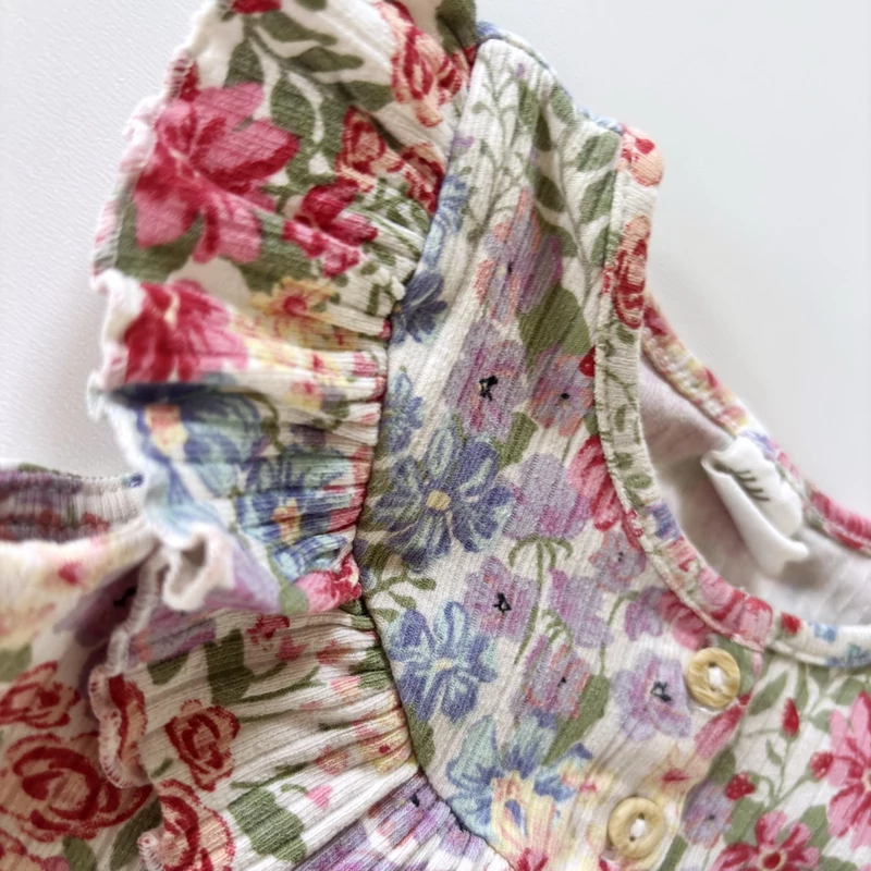 68-as virágos fodros pamut kislány póló – H&amp;M, 4-6 hó