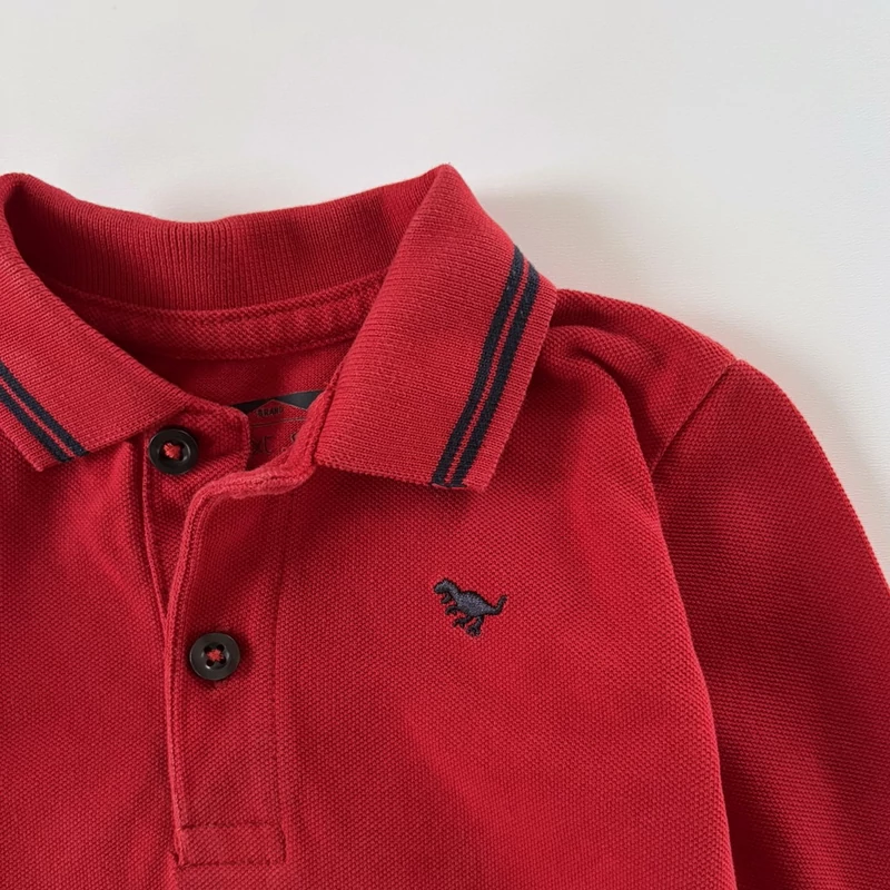 80-as Next piros galléros hosszú ujjú pamut kisfiú felső – 9-12 hó