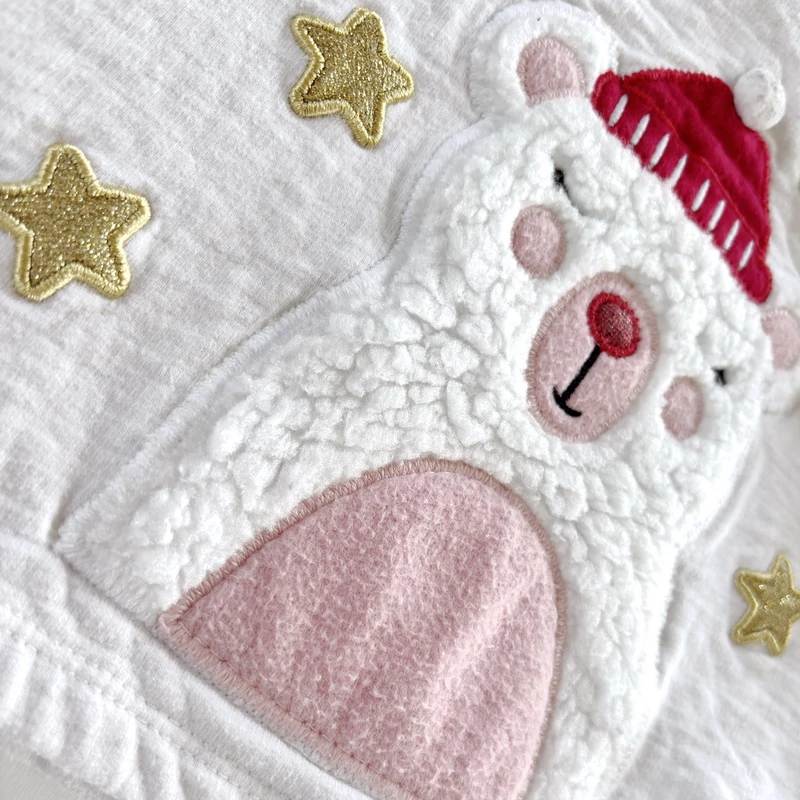86-os karácsonyi halvány drapp pulóver jegesmacival – Primark, 12-18 hónapos kislány